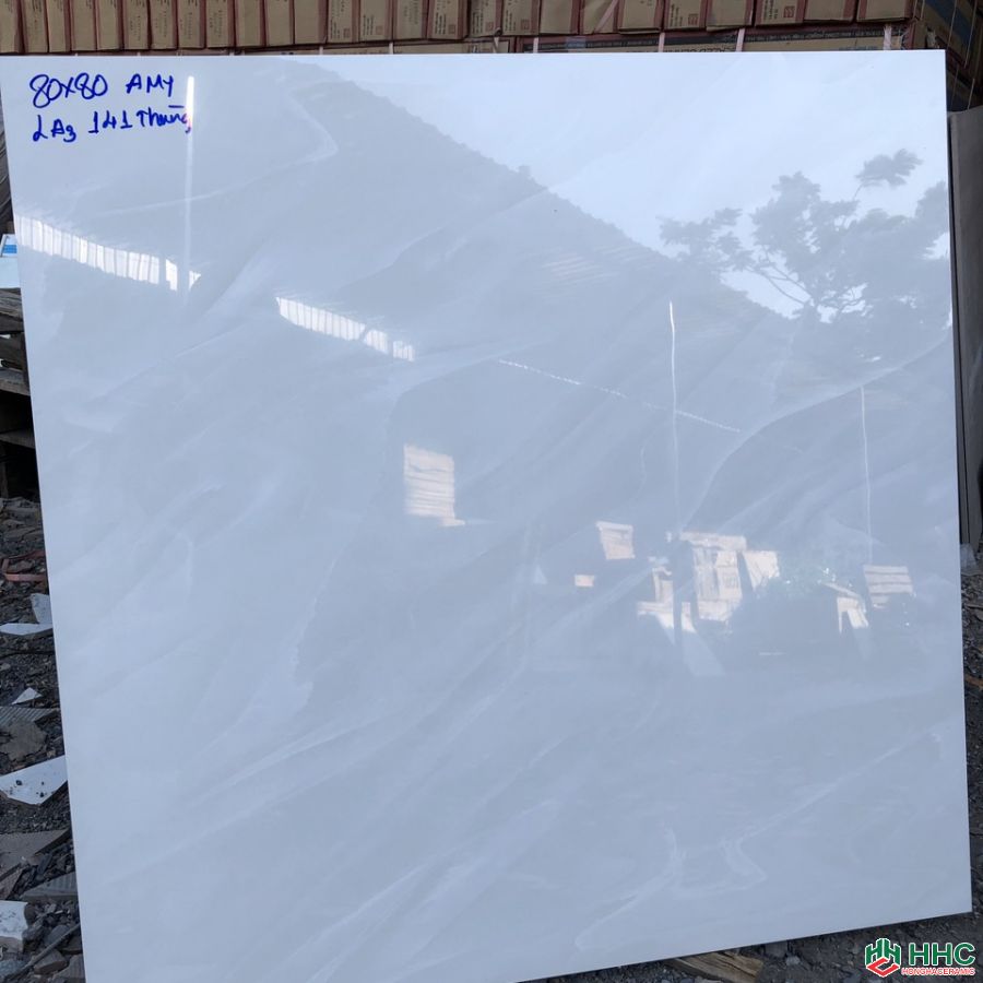 Gạch lát nền 80x80 bóng kiếng giá rẻ